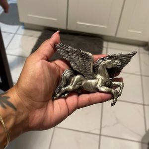 Belt buckle